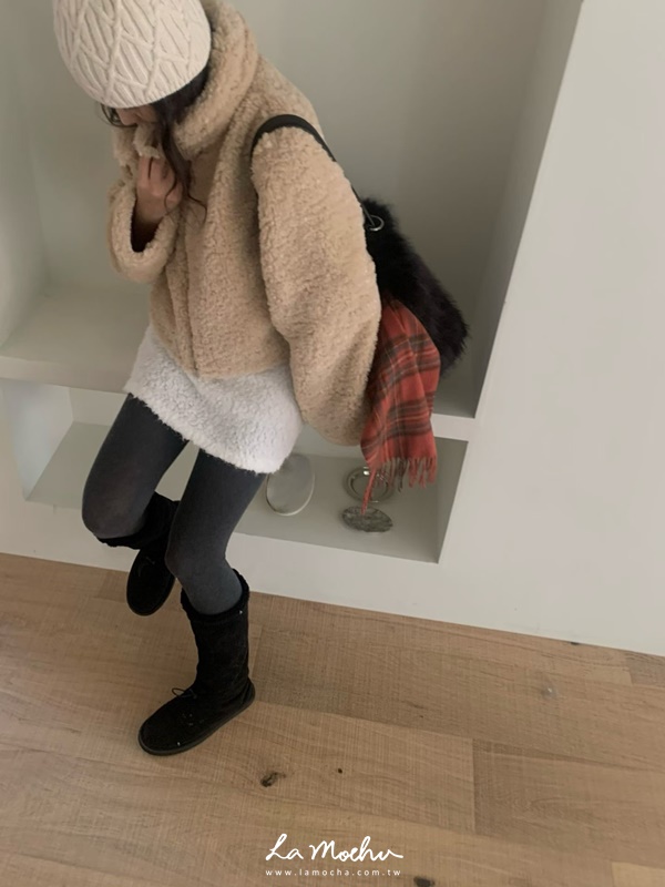 彈性羔羊毛短裙